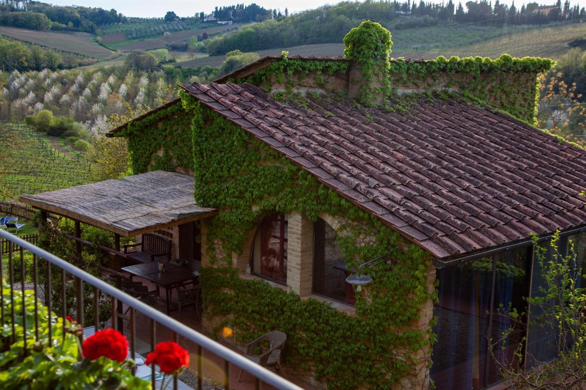 Agriturismo & Winery Il Bacio Tavarnelle Val di Pesa Exterior photo